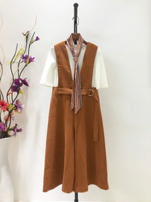 杭州時(shí)尚新勢(shì)力 言語天堂秋裝折扣批發(fā)，艾森絲服飾打造女裝潮流新篇章